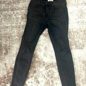 Madewell, 9” high-rise, size 28 distressed black denim